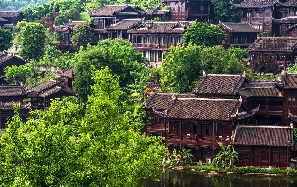 智能一體化設(shè)備高效解決民宿污水，守護自然之美